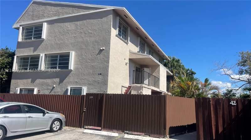 3 bedroom Townhouse at 15675 SW 82nd Cir Ln 3-10, View West Condo Ph I, Miami — photo 1