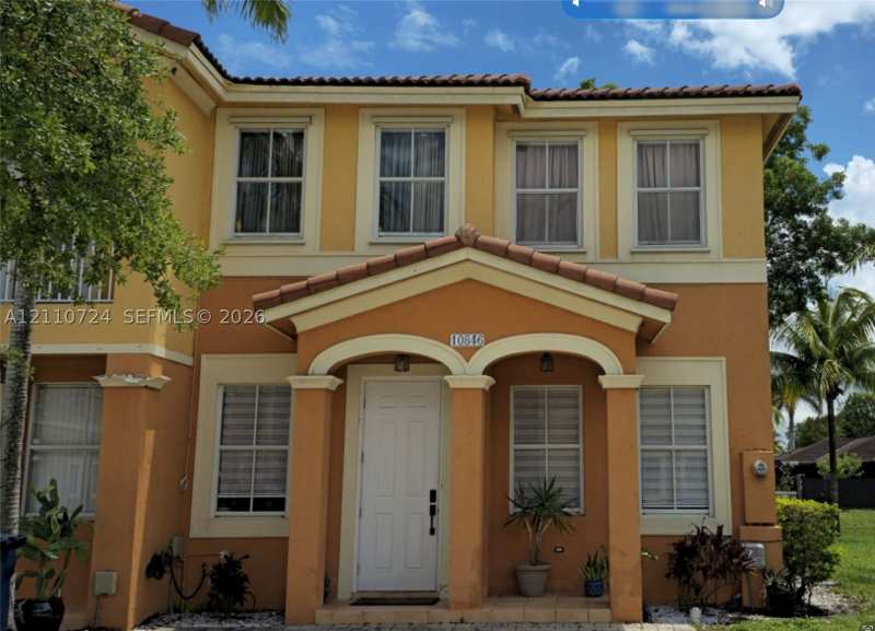 3 bedroom Townhouse at 10846 SW 240th Ln, Bluewaters Subdivision, Homestead — photo 1
