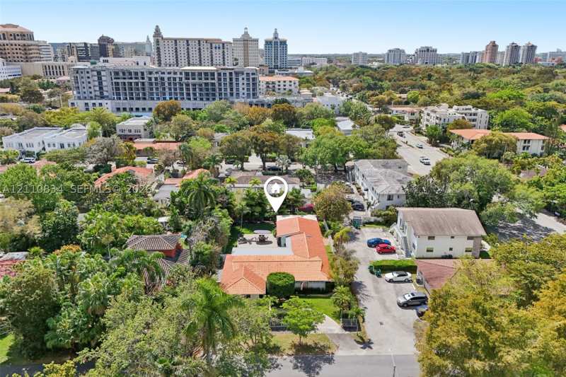 6 bedroom SingleFamilyResidence at 360 Menores Ave, Spanish Court, Miami — photo 1