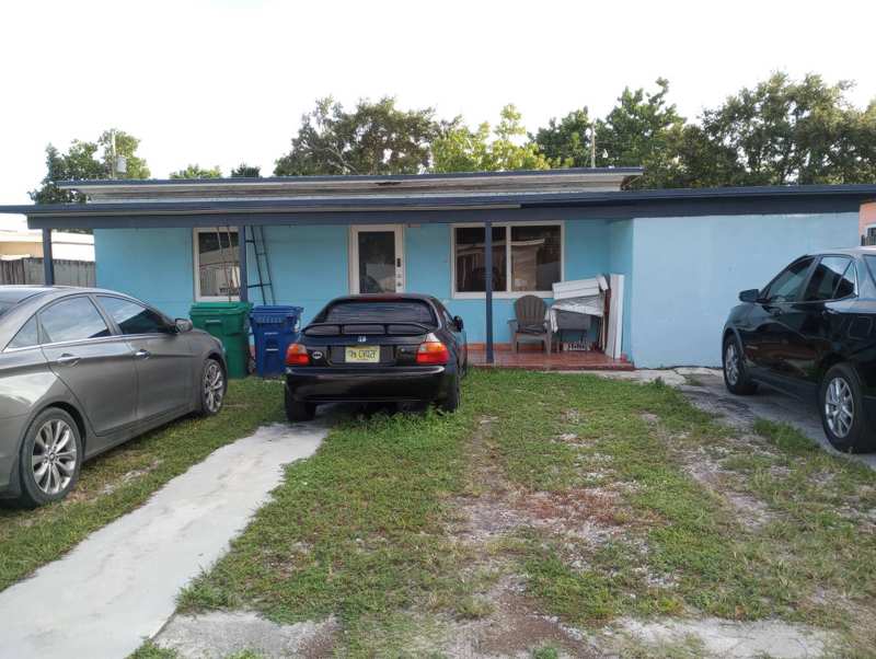 4 bedroom SingleFamilyResidence at 3140 NW 100th Street, The Tropics Amd, Miami — photo 1