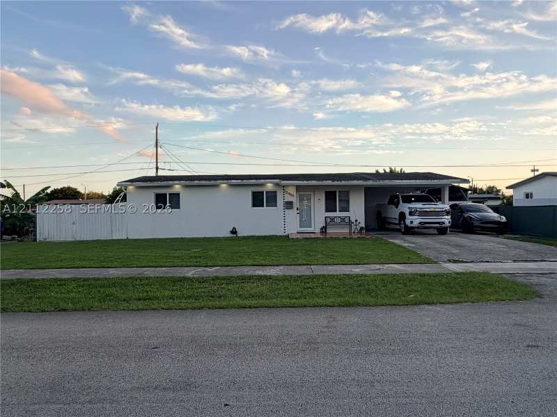 3 bedroom SingleFamilyResidence at 10450 SW 149th St, Richmond Hgts Ests 3rd Ad, Miami — photo 1
