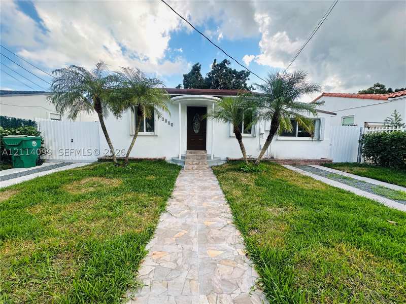 3 bedroom SingleFamilyResidence at 3052 SW 6th St, Coral Nook, Miami — photo 1