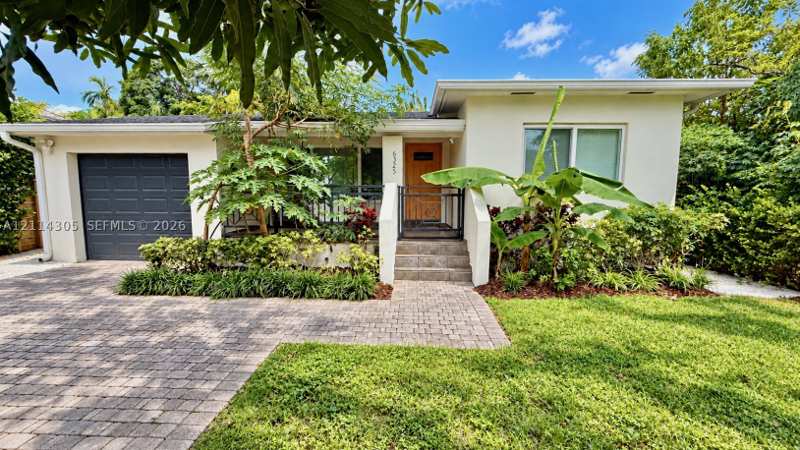 2 bedroom SingleFamilyResidence at 6325 SW 30th St, Coral Villas Rev, Miami — photo 1