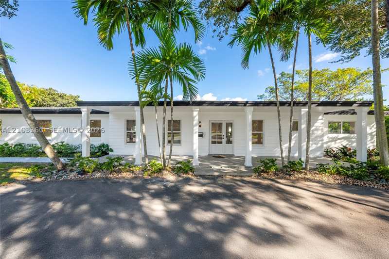5 bedroom SingleFamilyResidence at 6951 SW 134th St, Fairmont Acres Sec 3, Pinecrest — photo 1