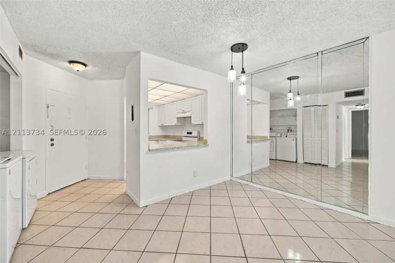 2 bedroom Condominium at 1750 W 46th St 223, Casa Del Sol Condo, Hialeah — photo 1