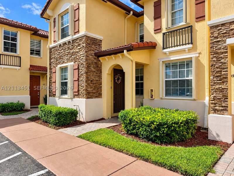 3 bedroom Townhouse at 1570 NE 33rd Rd 104-11, Villas At Carmel Condo No, Homestead — photo 1