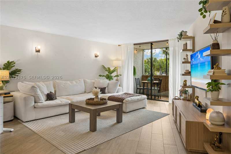 1 bedroom Condominium at 10854 N Kendall Dr 216, Kendall Gate Condo, Miami — photo 1