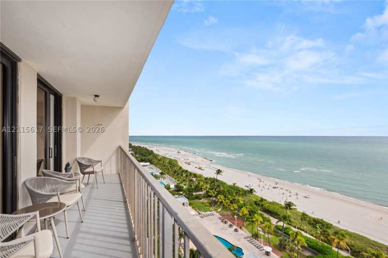 1 bedroom Condominium at 2625 Collins Ave 1606, Oceanfront Plaza Condo, Miami Beach — photo 1