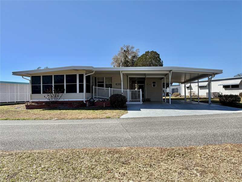 2 bedroom Mobile Home at 353 Palo Verde Drive, Hawthorne At Leesburg A Coop, Leesburg — photo 1