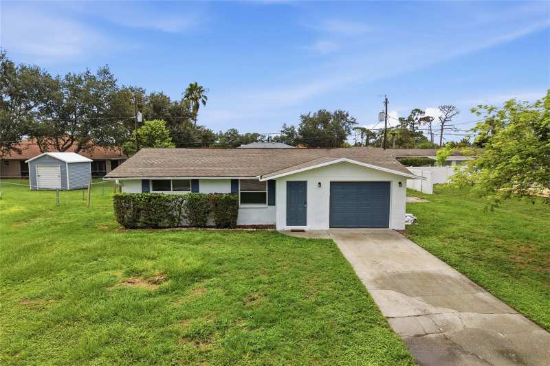 2 bedroom Single Family Residence at 935 Everest Road, South Venice, Venice — photo 1