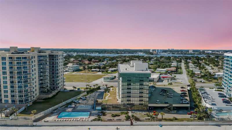 3 bedroom Condo - Hotel at 1909 S Atlantic Avenue #717, Oceanside Inn Condo, Daytona Beach — photo 1