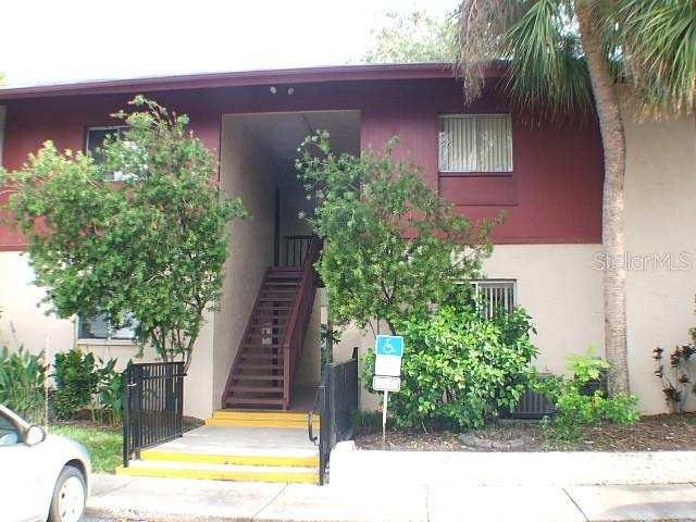 1 bedroom Condominium at 8609 N Champlain Court #77, Whisper Lake A Condo, Tampa — photo 1