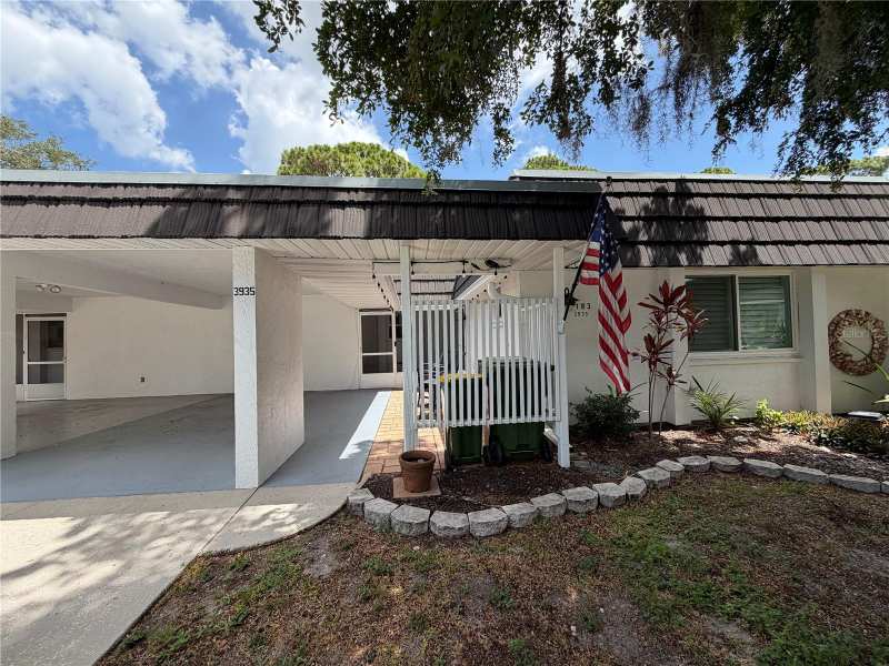 2 bedroom Villa at 3935 Panola Lane #183, Glen Oaks Ridge Villas 2, Sarasota — photo 1