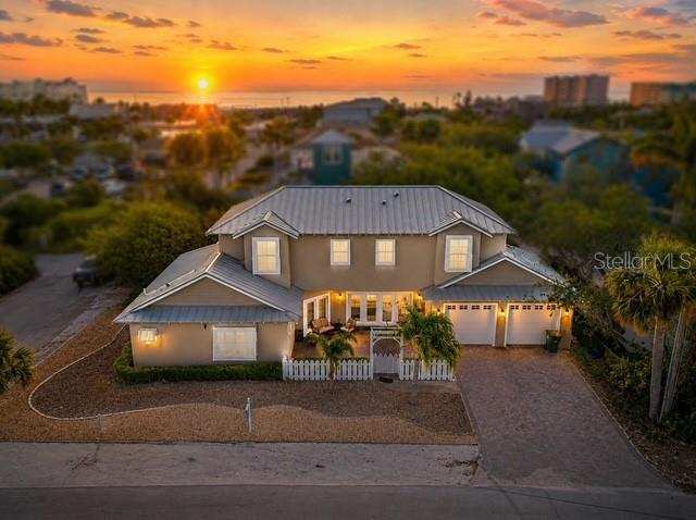 3 bedroom Single Family Residence at 201 S Cooper Street, Coopers W L Rediv, New Smyrna Beach — photo 1