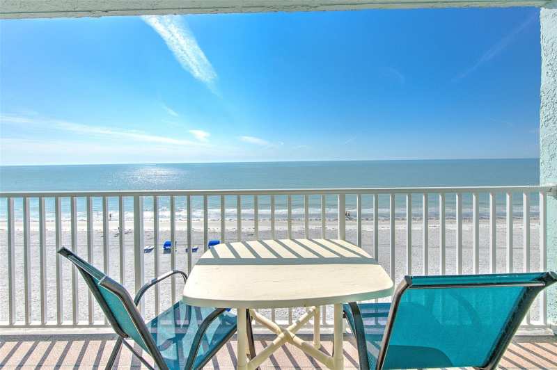 1 bedroom Condominium at 17200 Gulf Boulevard #408, Ram-Sea I, North Redington Beach — photo 1