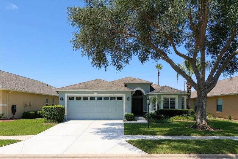 3 bedroom Single Family Residence at 11731 Heritage Point Drive, Heritage Pines Village 30, Hudson — photo 1