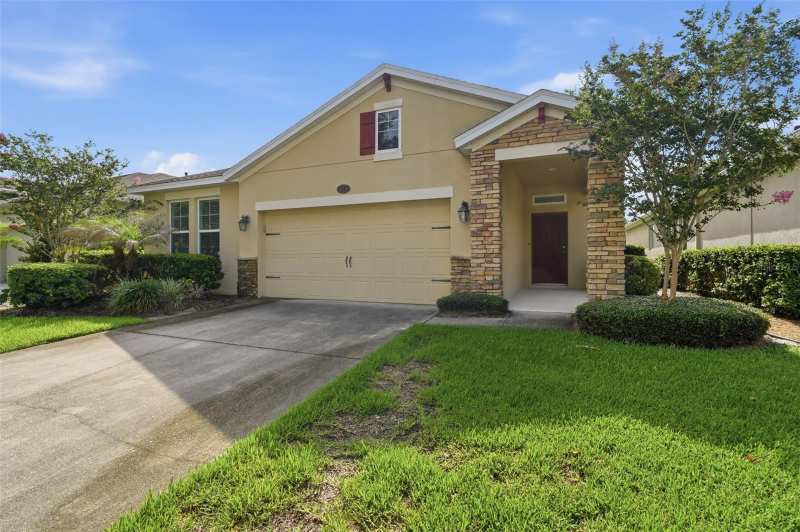 3 bedroom Single Family Residence at 315 W Freesia Court, Victoria Park Inc 04, Deland — photo 1