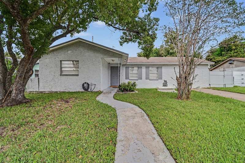 3 bedroom Single Family Residence at 4639 Calendula Drive, Camellia Gardens Sec 03, Orlando — photo 1
