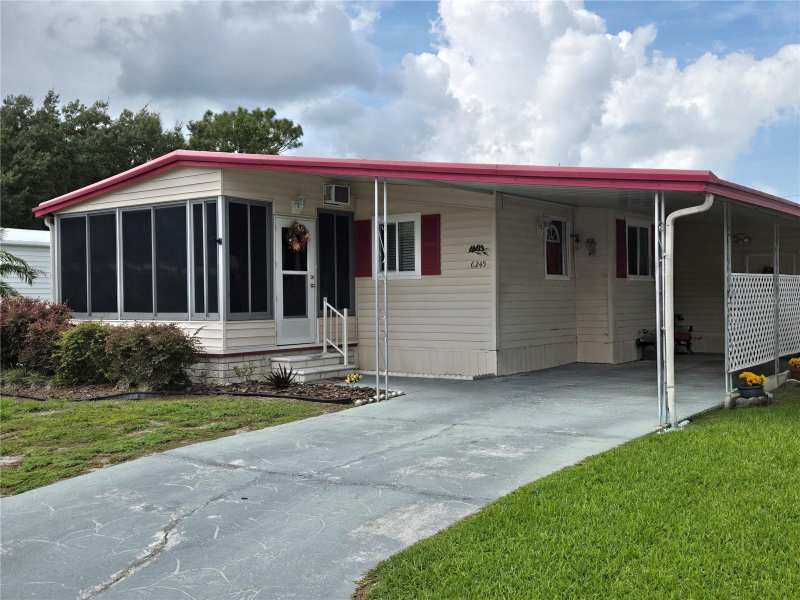 2 bedroom Manufactured Home at 6245 Quality Lane, Country Aire Village, Zephyrhills — photo 1