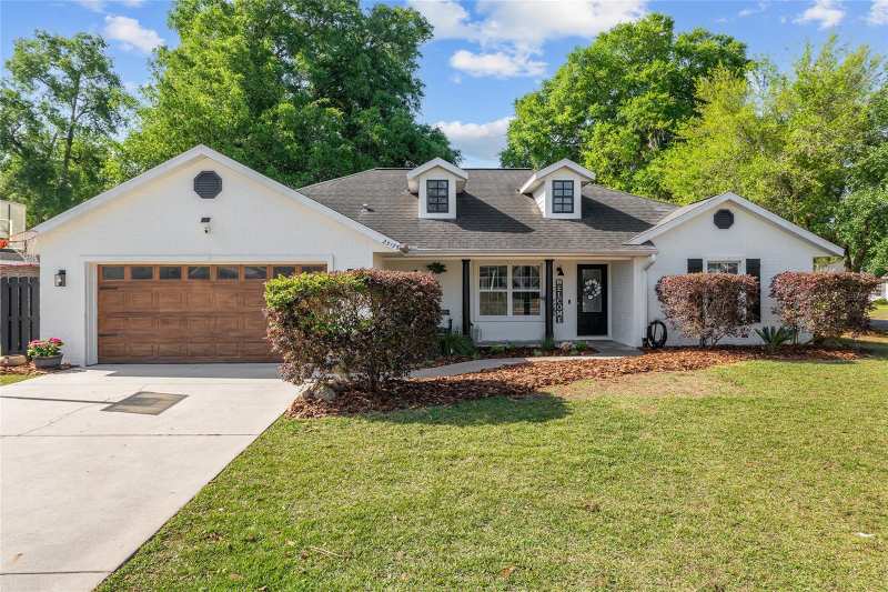 4 bedroom Single Family Residence at 25175 SW 20th Avenue, Villas At Country Way, Newberry — photo 1