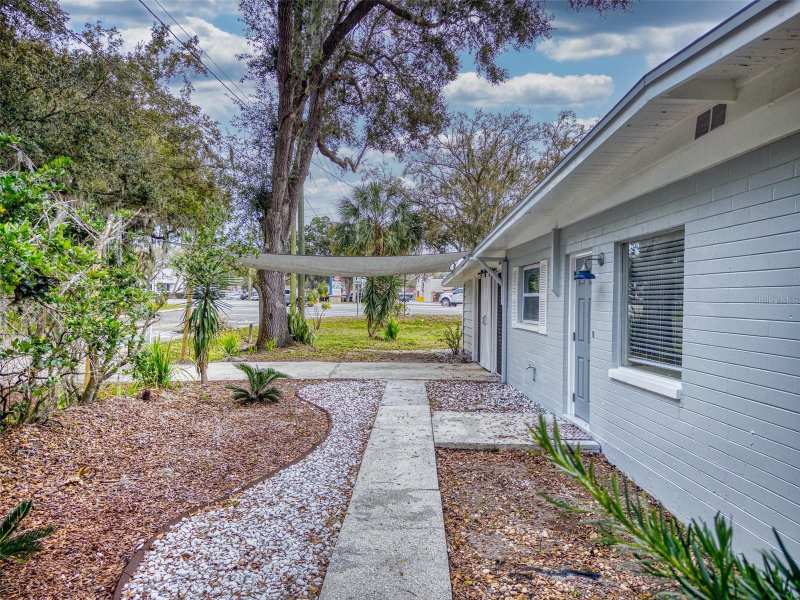 3 bedroom Single Family Residence at 104 Fran Drive, Ellison Acres 02, New Smyrna Beach — photo 1