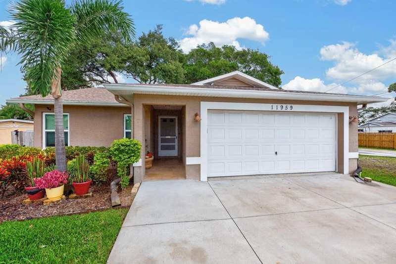 3 bedroom Single Family Residence at 11959 Murray Avenue, Seminole, Seminole — photo 1
