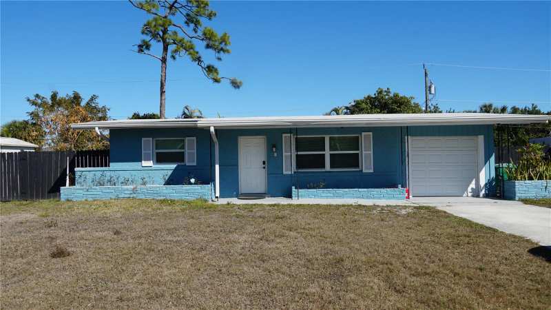 3 bedroom Single Family Residence at 3064 Pinetree Street, Port Charlotte Sec 005, Port Charlotte — photo 1
