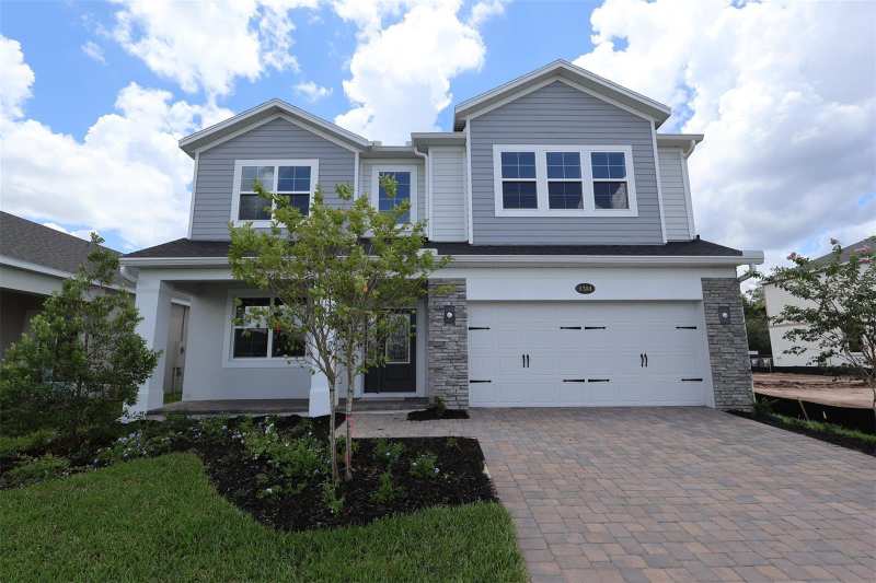 5 bedroom Single Family Residence at 1284 Hyde Street, Center Lake On The Park, St Cloud — photo 1