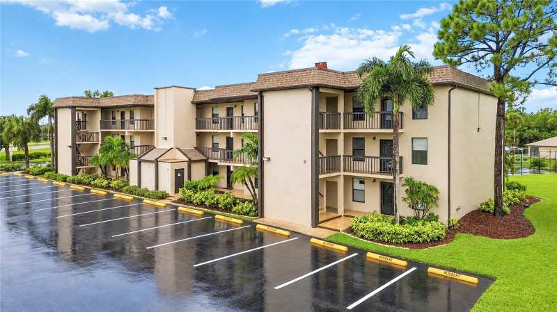 2 bedroom Condominium at 1999 Kings Highway #16B, Sandhill Pines Bldg 01, Port Charlotte — photo 1