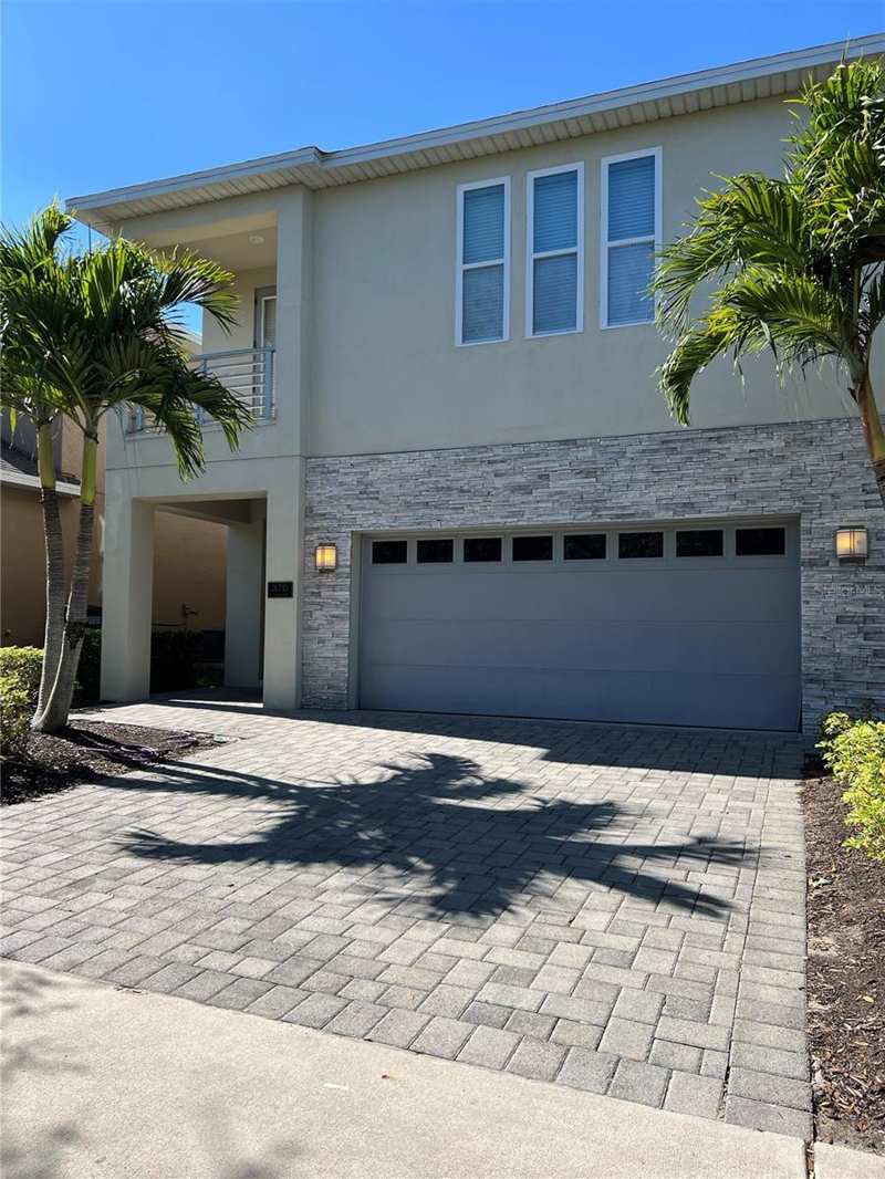 8 bedroom Single Family Residence at 370 Lasso Drive, Reunion West Ph 1 West & Ament Ctr Rplt, Kissimmee — photo 1