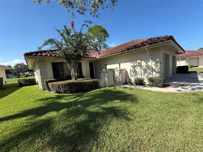 2 bedroom Villa at 18427 Aintree Court, Lakeview Villas At Pebble Cree, Tampa — photo 1
