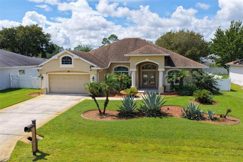 3 bedroom Single Family Residence at 30 Rolling Sands Drive, Royal Palms Sec 32, Palm Coast — photo 1