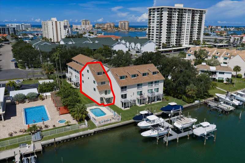 3 bedroom Townhouse at 301 Island Way #E, Pelican Port, Clearwater — photo 1