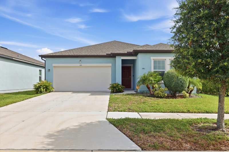 3 bedroom Single Family Residence at 1121 Anchor Bend Drive, Shell Cove Ph 1, Ruskin — photo 1