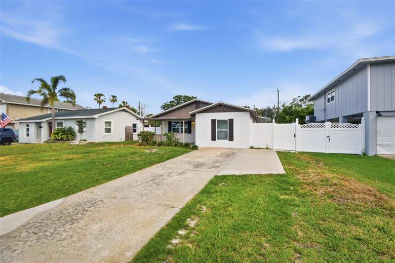 3 bedroom Single Family Residence at 1842 Shore Acres Boulevard, Shoreacres Center, St Petersburg — photo 1