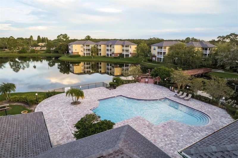 1 bedroom Condominium at 4107 Chatham Oak Court #313, The Landings Of Tampa A Condom, Tampa — photo 1