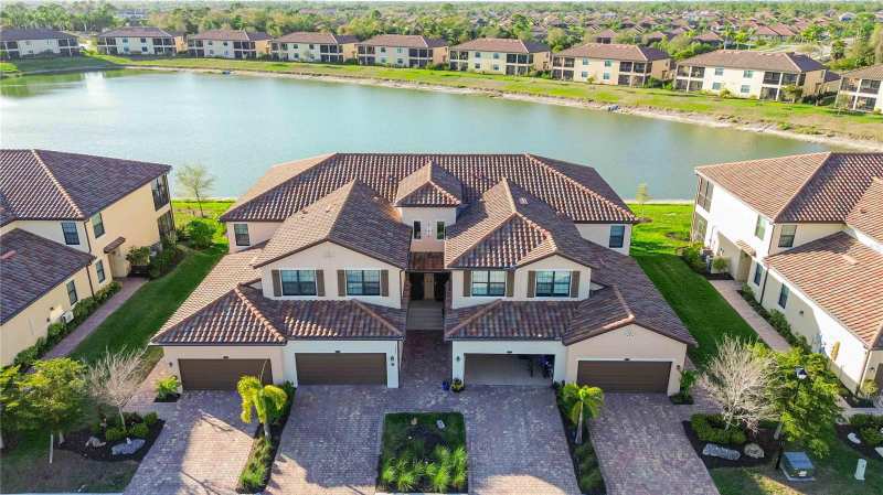 3 bedroom Condominium at 12485 Ghiberti Circle #201, Gran Paradiso, Venice — photo 1
