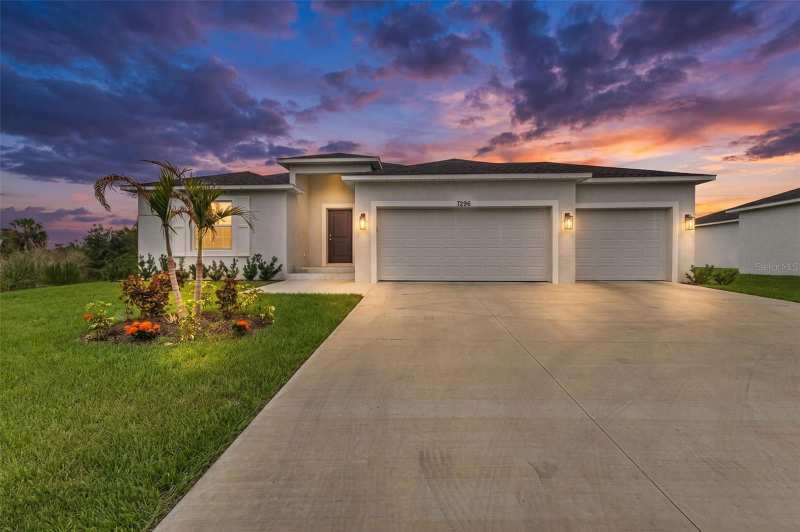 3 bedroom Single Family Residence at 7296 Donahue Street, Port Charlotte Sec 067, Port Charlotte — photo 1