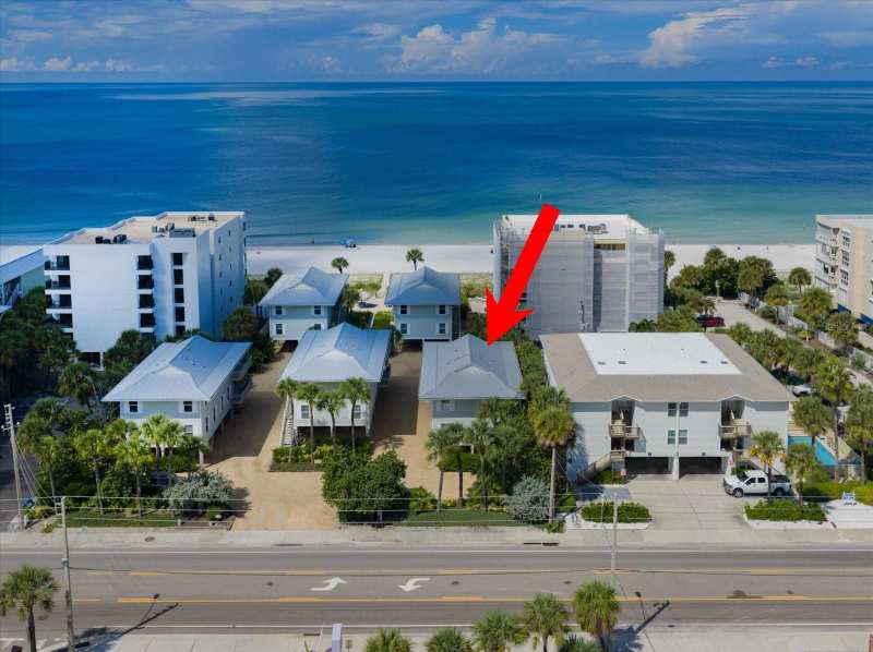 2 bedroom Condominium at 1400 Gulf Boulevard #3A, Pelicans Roost Beach, Indian Rocks Beach — photo 1