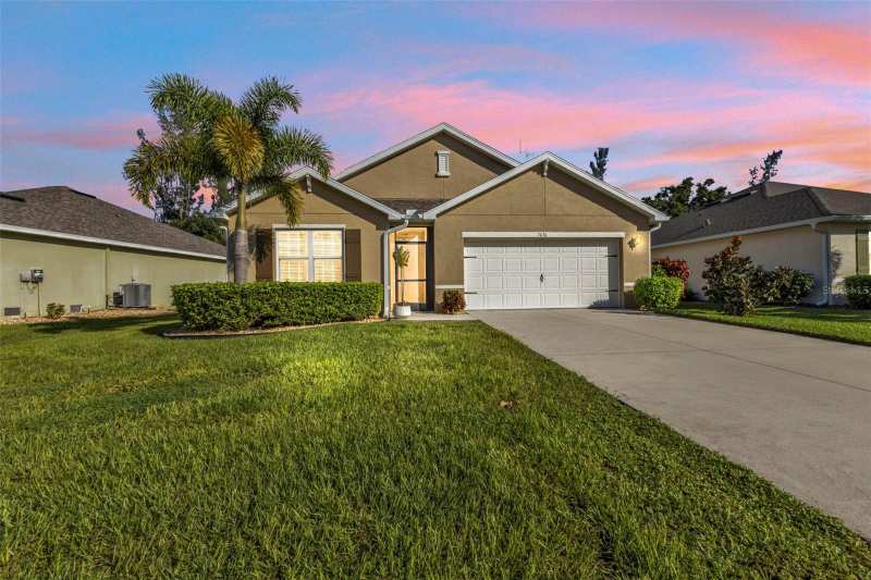 4 bedroom Single Family Residence at 7676 Mikasa Drive, Waterford Estates, Punta Gorda — photo 1
