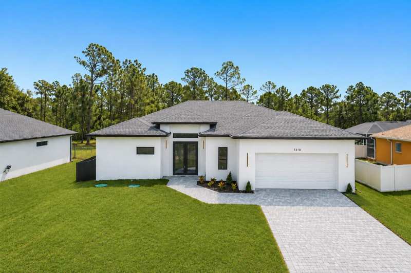 3 bedroom Single Family Residence at 1310 S Wapello Street, Port Charlotte Sub 09, North Port — photo 1