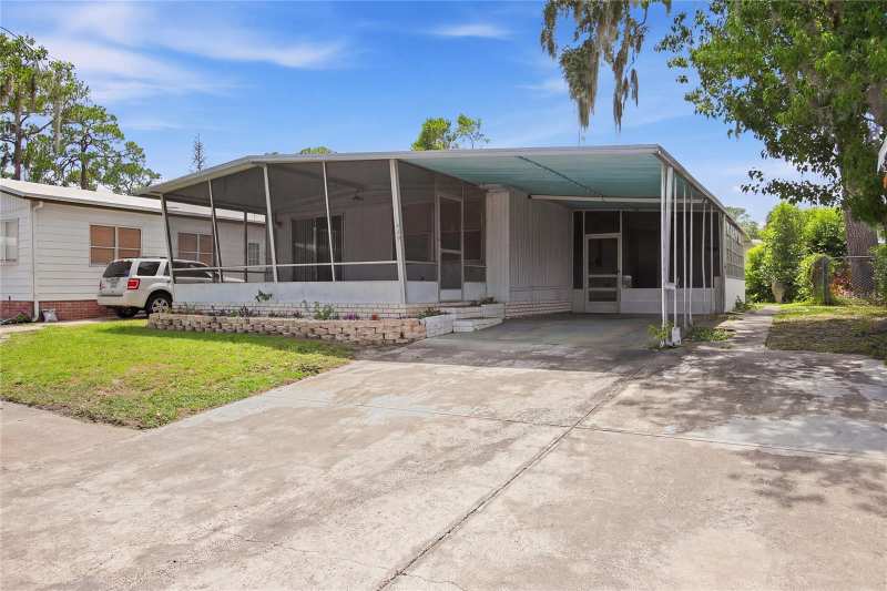 2 bedroom Mobile Home at 110 Maple Drive, Leisure World Park, Debary — photo 1