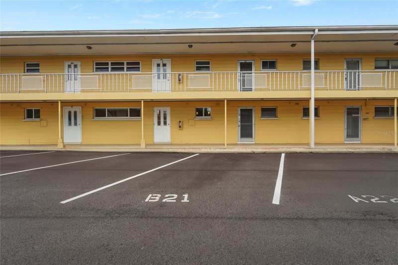 1 bedroom Condominium at 2155 Wood Street #A22, Park Lane, Sarasota — photo 1