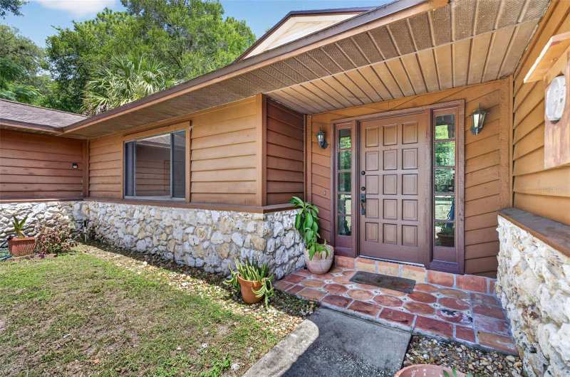 3 bedroom Single Family Residence at 551 Rylane Street, Rylane Lt 52 Dupont & Gaudry Grant, De Leon Springs — photo 1