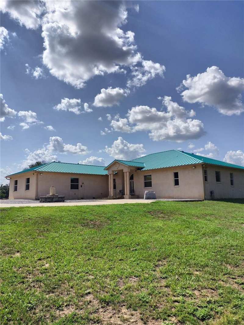 4 bedroom Single Family Residence at 35949 Bozeman Road, Buddy Lake Bluff, Dade City — photo 1