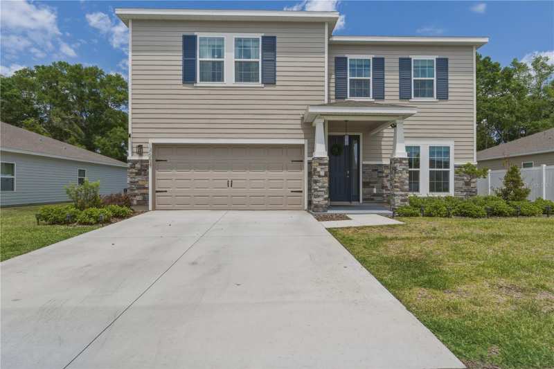 4 bedroom Single Family Residence at 17664 NW 173rd Road, Briarwood Ph 2 & 3 Pb 38 Pg 94, Alachua — photo 1