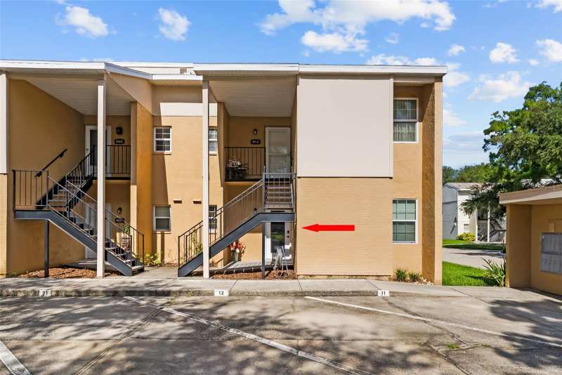 2 bedroom Condominium at 3810 Oak Drive #N11, Fair Oaks South One A Condominium, Tampa — photo 1