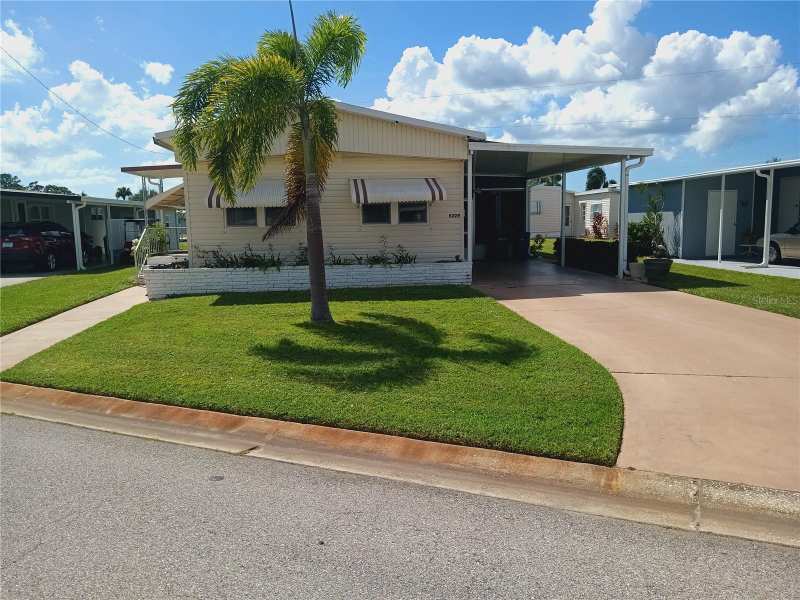 2 bedroom Mobile Home at 5229 Bel Air Avenue, Tri-Par Estates, Sarasota — photo 1