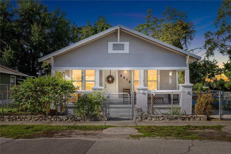 3 bedroom Single Family Residence at 2312 E 23rd Avenue, Amans C C, Tampa — photo 1