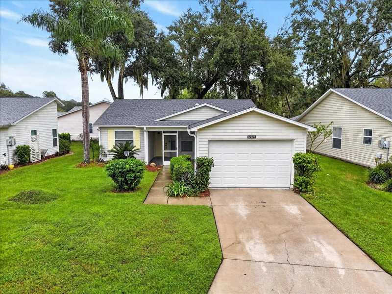 3 bedroom Single Family Residence at 32226 Summertree Circle, Pennbrooke Ph Ie Sub, Leesburg — photo 1